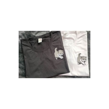 Hímzett női póló 9. 